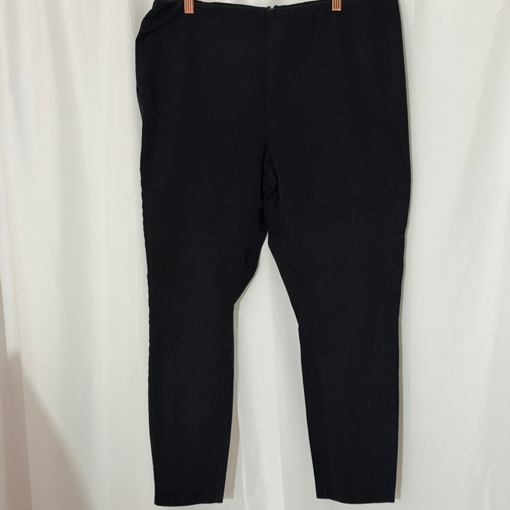 Woman’s Black Pants